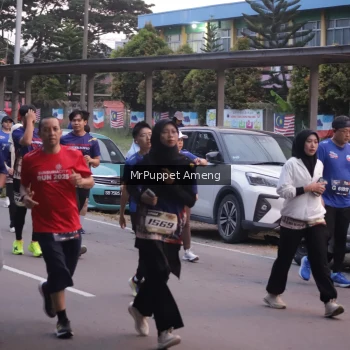 Runner Photo 3896901