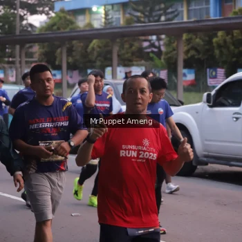Runner Photo 3896906