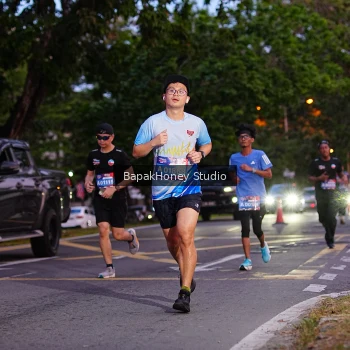 Runner Photo 3896914