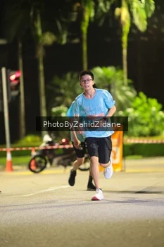 Runner Photo 3896935