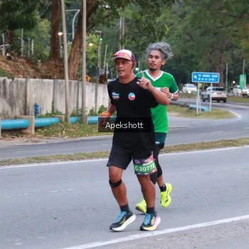 Runner Photo 3896936