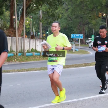 Runner Photo 3896937