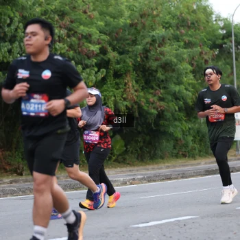 Runner Photo 3896958