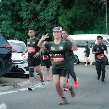 Runner Photo 3896980