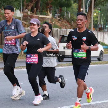 Runner Photo 3896983