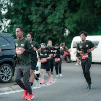 Runner Photo 3896991