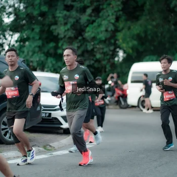 Runner Photo 3896992