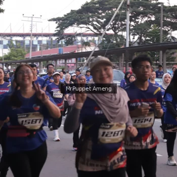 Runner Photo 3896996