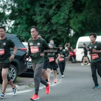 Runner Photo 3897032