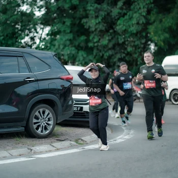 Runner Photo 3897056
