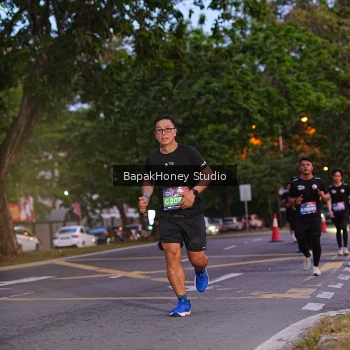 Runner Photo 3897091