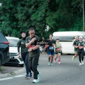Runner Photo 3897214