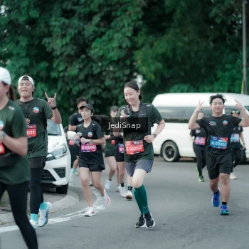 Runner Photo 3897276