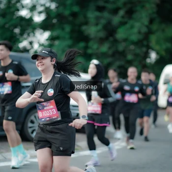 Runner Photo 3897365