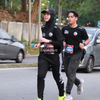 Runner Photo 3897395