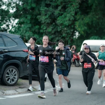 Runner Photo 3897436