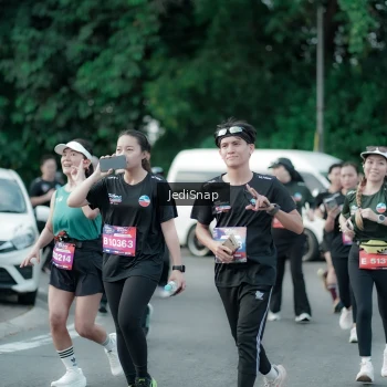 Runner Photo 3897467