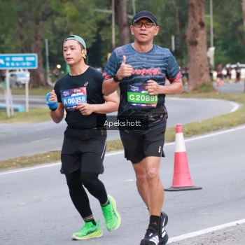 Runner Photo 3897525