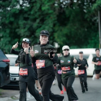 Runner Photo 3897558