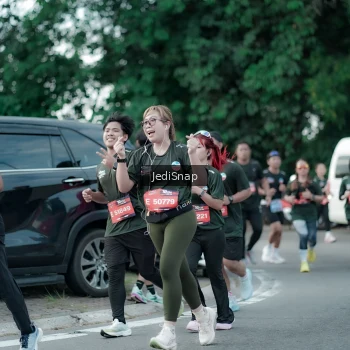 Runner Photo 3897647