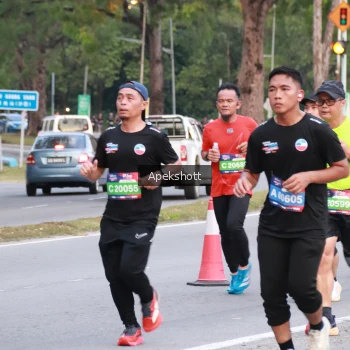 Runner Photo 3897676