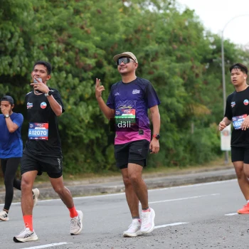 Runner Photo 3897685