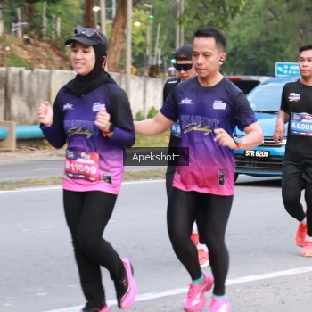 Runner Photo 3897769
