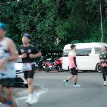 Runner Photo 3897791