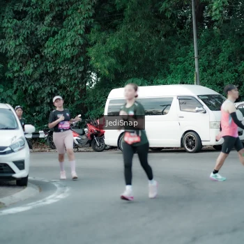 Runner Photo 3897840