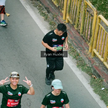 Runner Photo 3897885