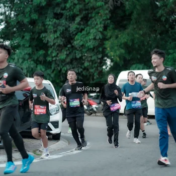 Runner Photo 3897946