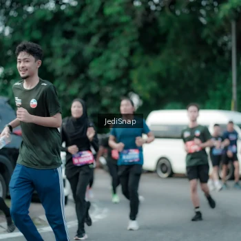 Runner Photo 3897969