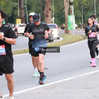 Runner Photo 3897971