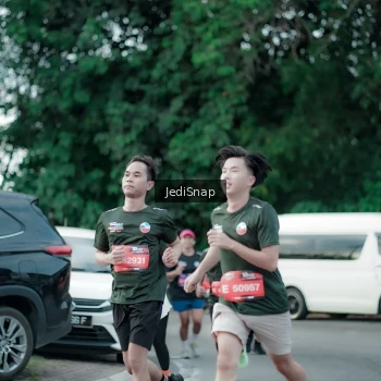 Runner Photo 3897989