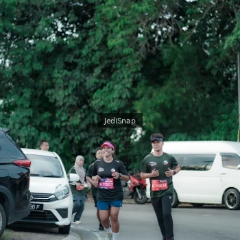 Runner Photo 3898045