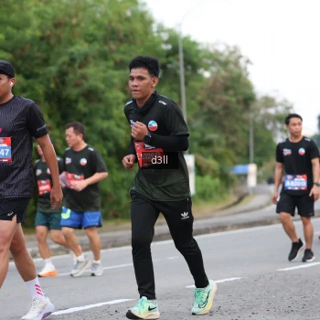 Runner Photo 3898050