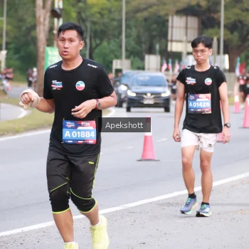 Runner Photo 3898052