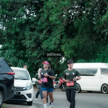 Runner Photo 3898088
