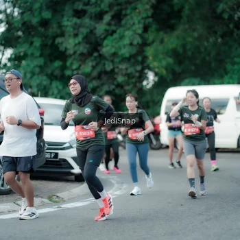 Runner Photo 3898245