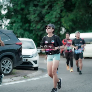 Runner Photo 3898416