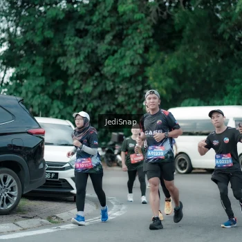 Runner Photo 3898419