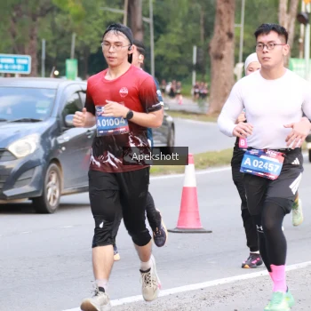 Runner Photo 3898443
