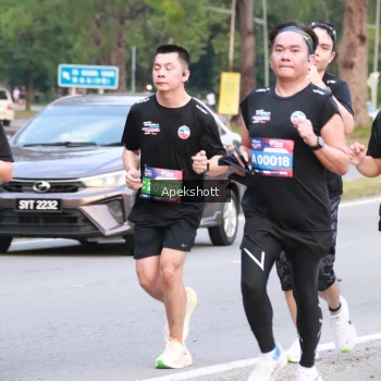 Runner Photo 3898533