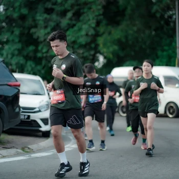 Runner Photo 3898536