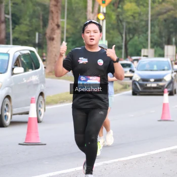 Runner Photo 3898606