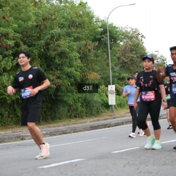 Runner Photo 3898690