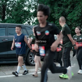 Runner Photo 3898723