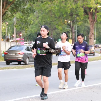 Runner Photo 3898777
