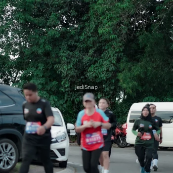 Runner Photo 3898841