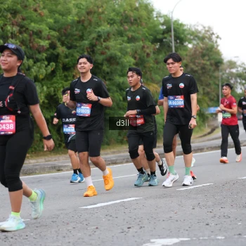 Runner Photo 3898865